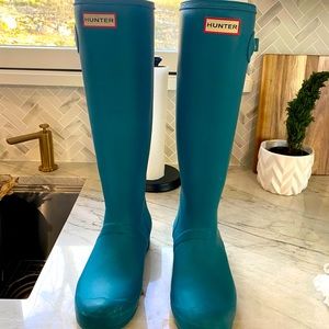 Hunter Tall Rain Boots in Teal Size 7